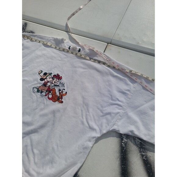 Disney Vtg Disney Store Mickey and Friends Golf sweatshirt Pluto Size US L / EU 52-54 / 3 - 12 Thumbnail