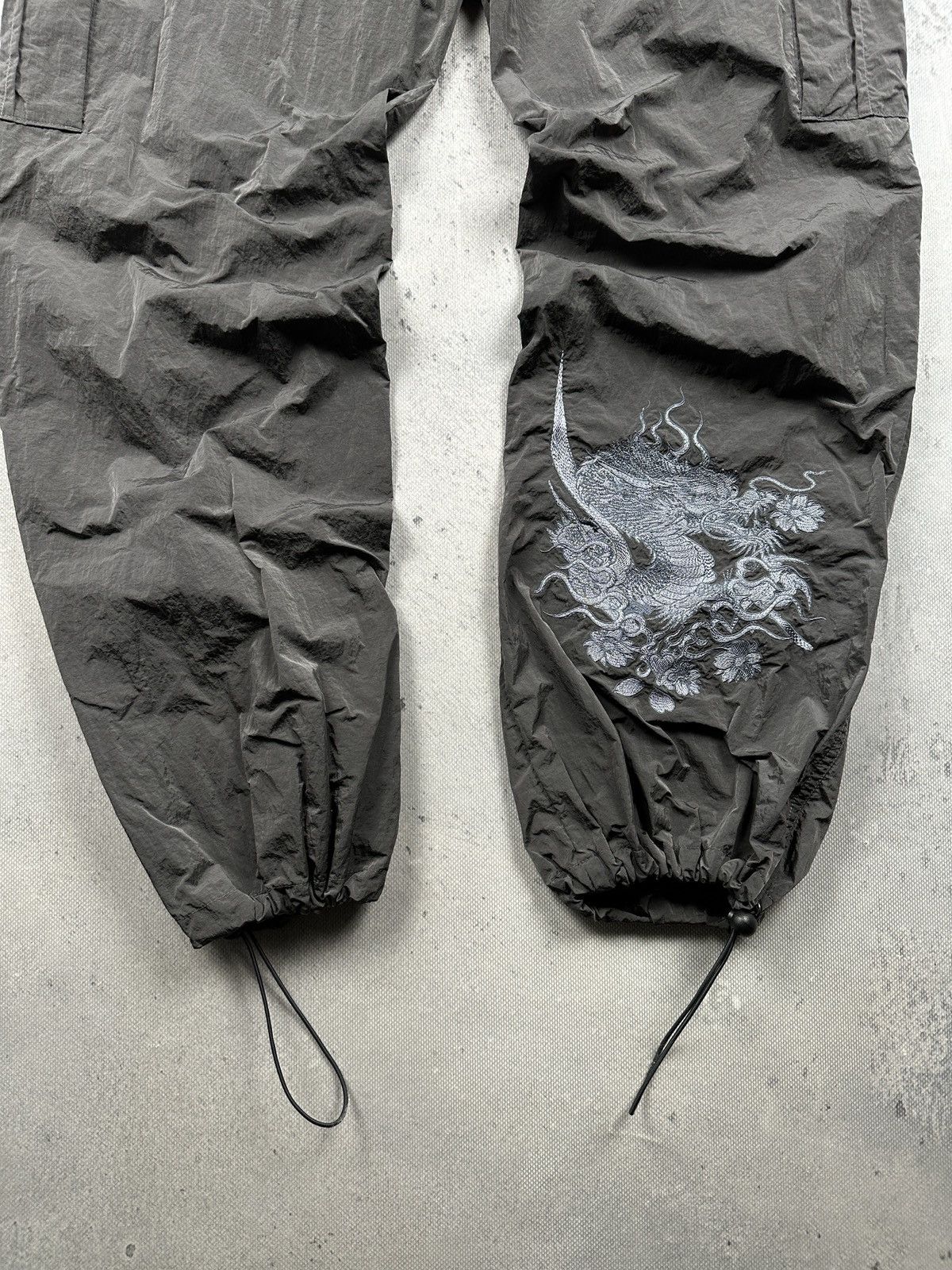 Ed Hardy Y2K Ed Hardy Urban Outfitters Nylon Dragon Cargo Pants 00s Size US 34 / EU 50 - 6 Thumbnail