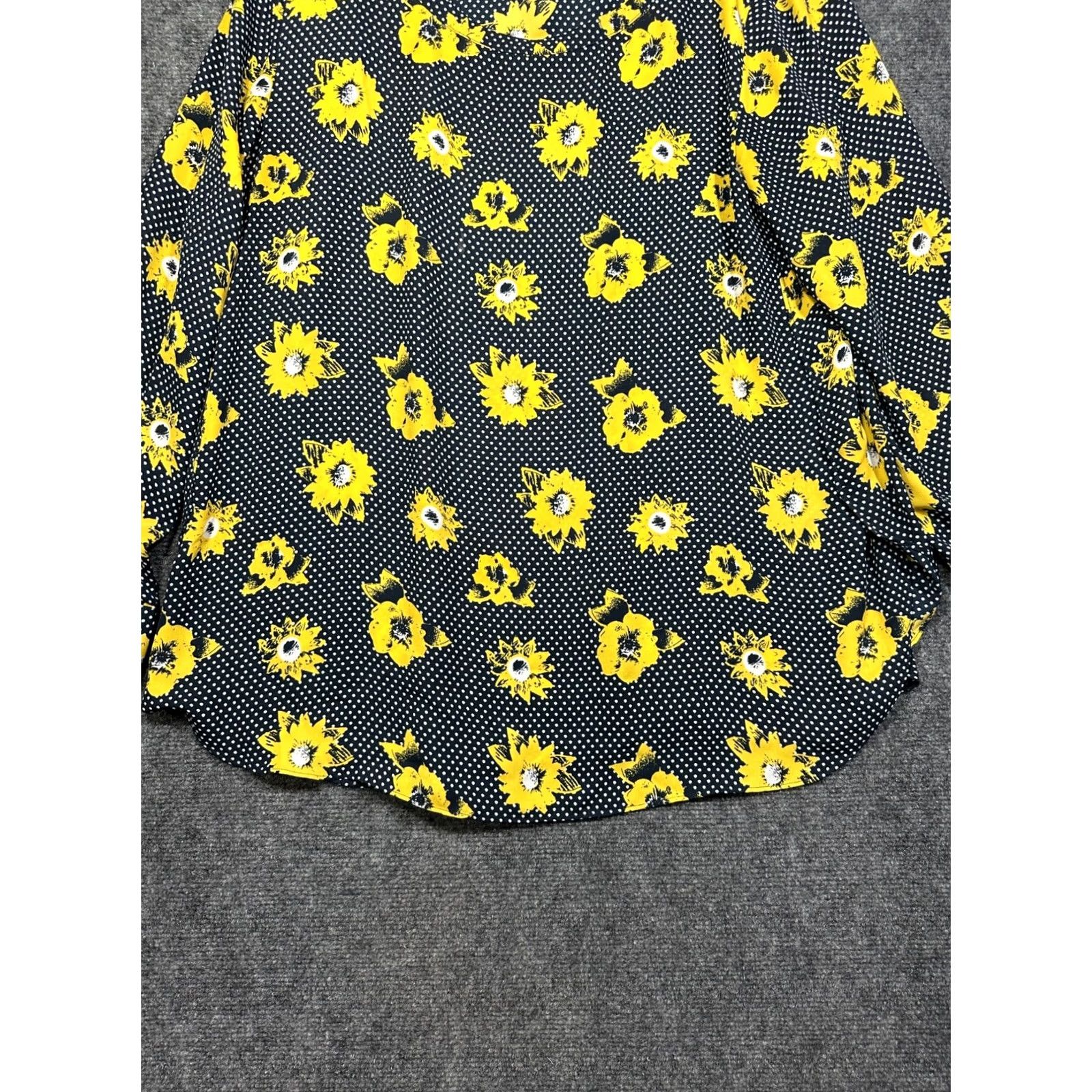 Banana Republic Banana Republic Blouse Shirt Womens XL Pullover Floral Hi Low Chiffon Blue Beach Casual Business Party/ Cocktail Travel Mens? Womens Size XL / US 12-14 / IT 48-50 - 2 Thumbnail