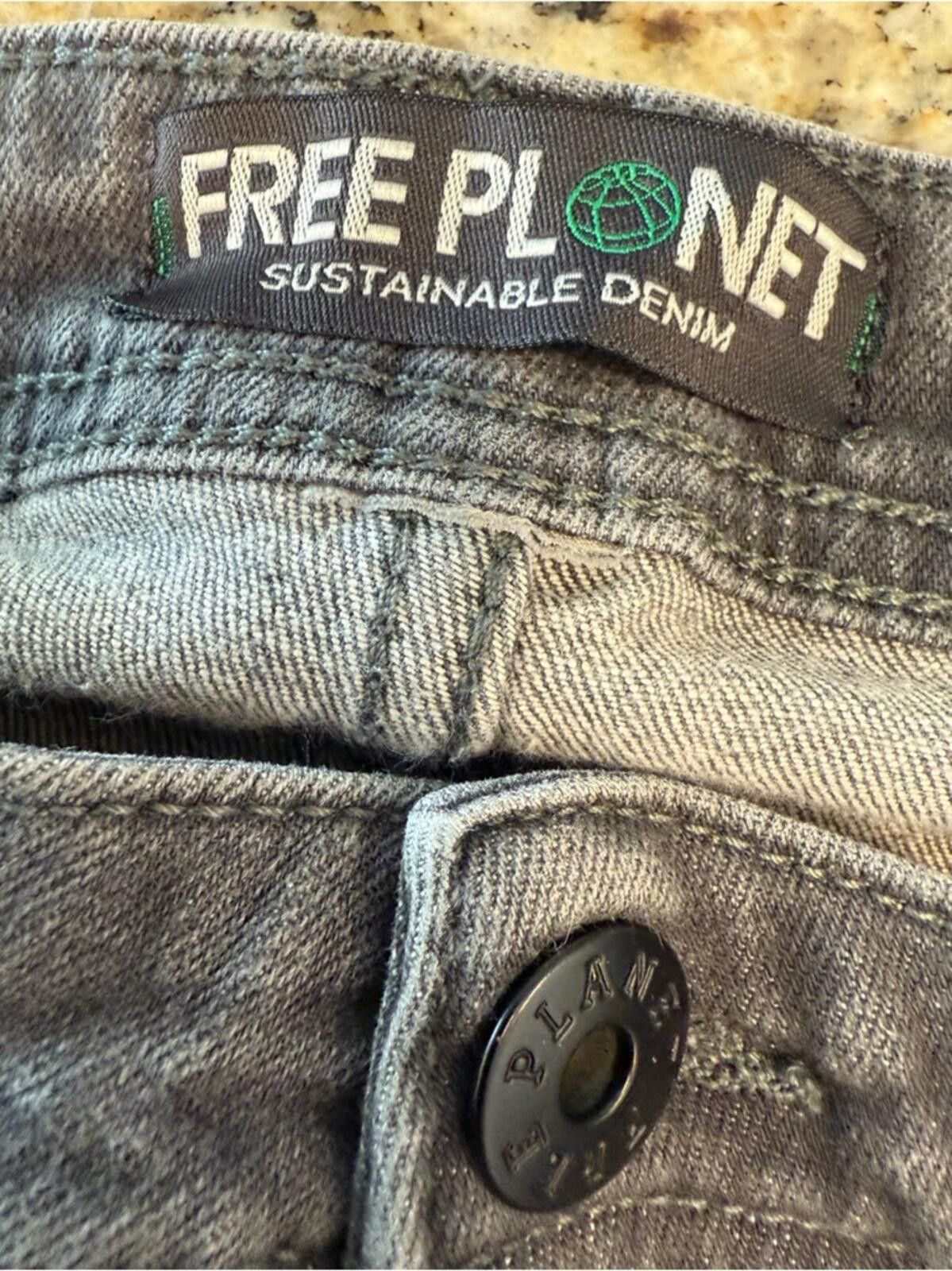 Free Planet Free Planet Sustainable Denim gray jeans straight 32”x30” Size US 32 / EU 48 - 5 Thumbnail