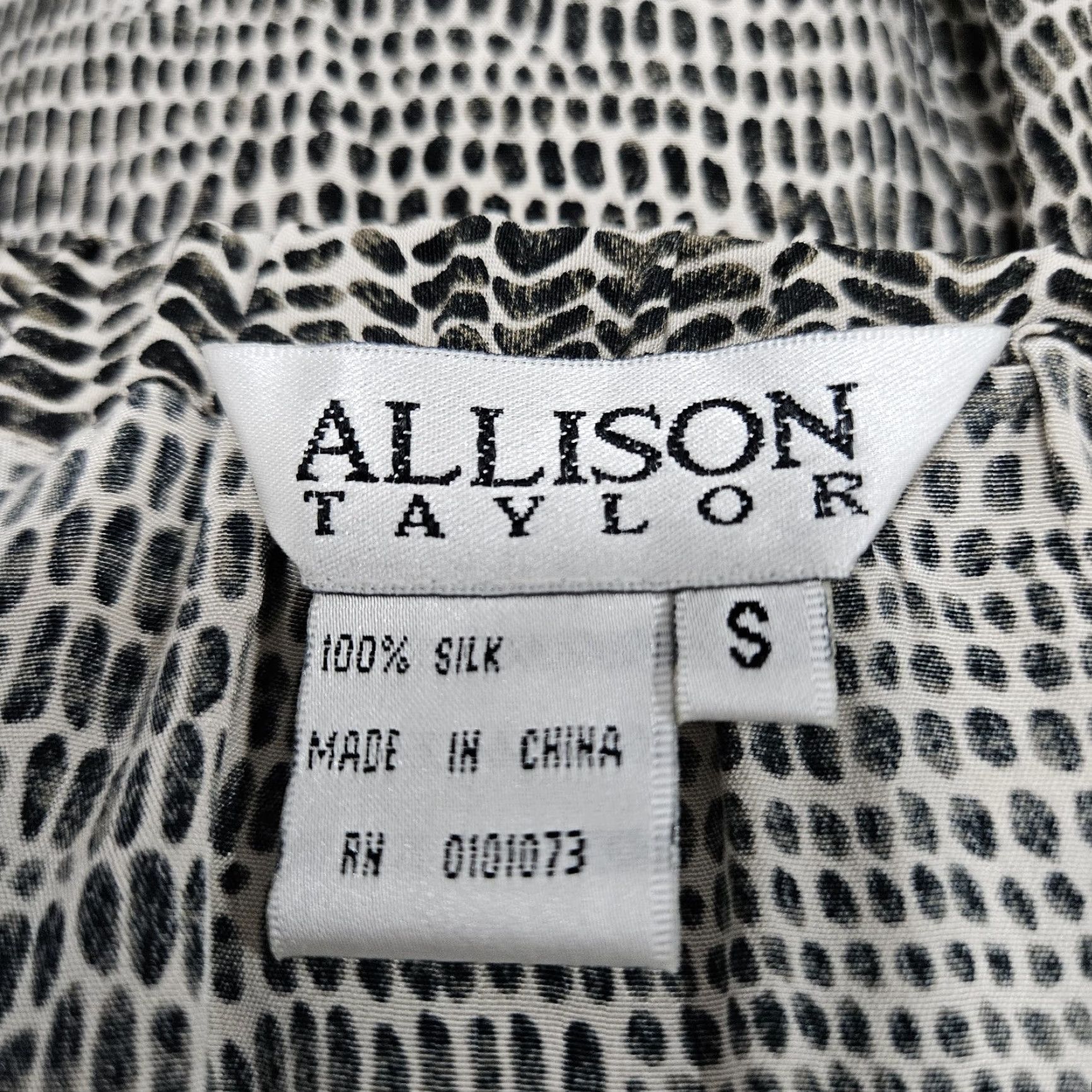Vintage Allison Taylor Skirt Women 100% Silk Midi Beige Brown Animal Print Slit Drawstring Elastic Waist Small S Bohemian 90s Spring Summer Fall Size 28" / US 6 / IT 42 - 3 Thumbnail