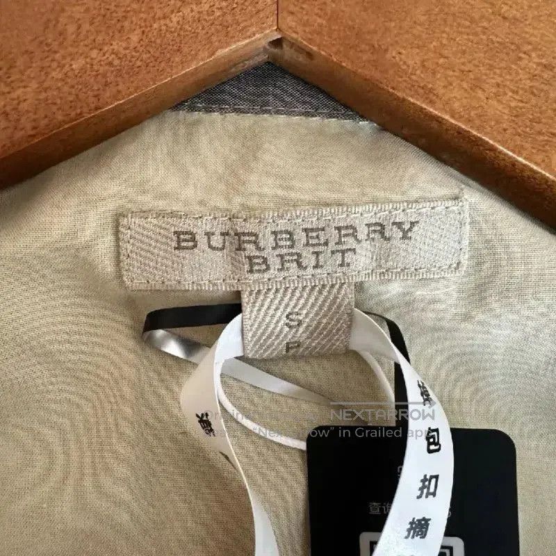 Burberry Burberry Women's Light Brown Cotton Shirt. Size S / US 4 / IT 40 - 3 Thumbnail
