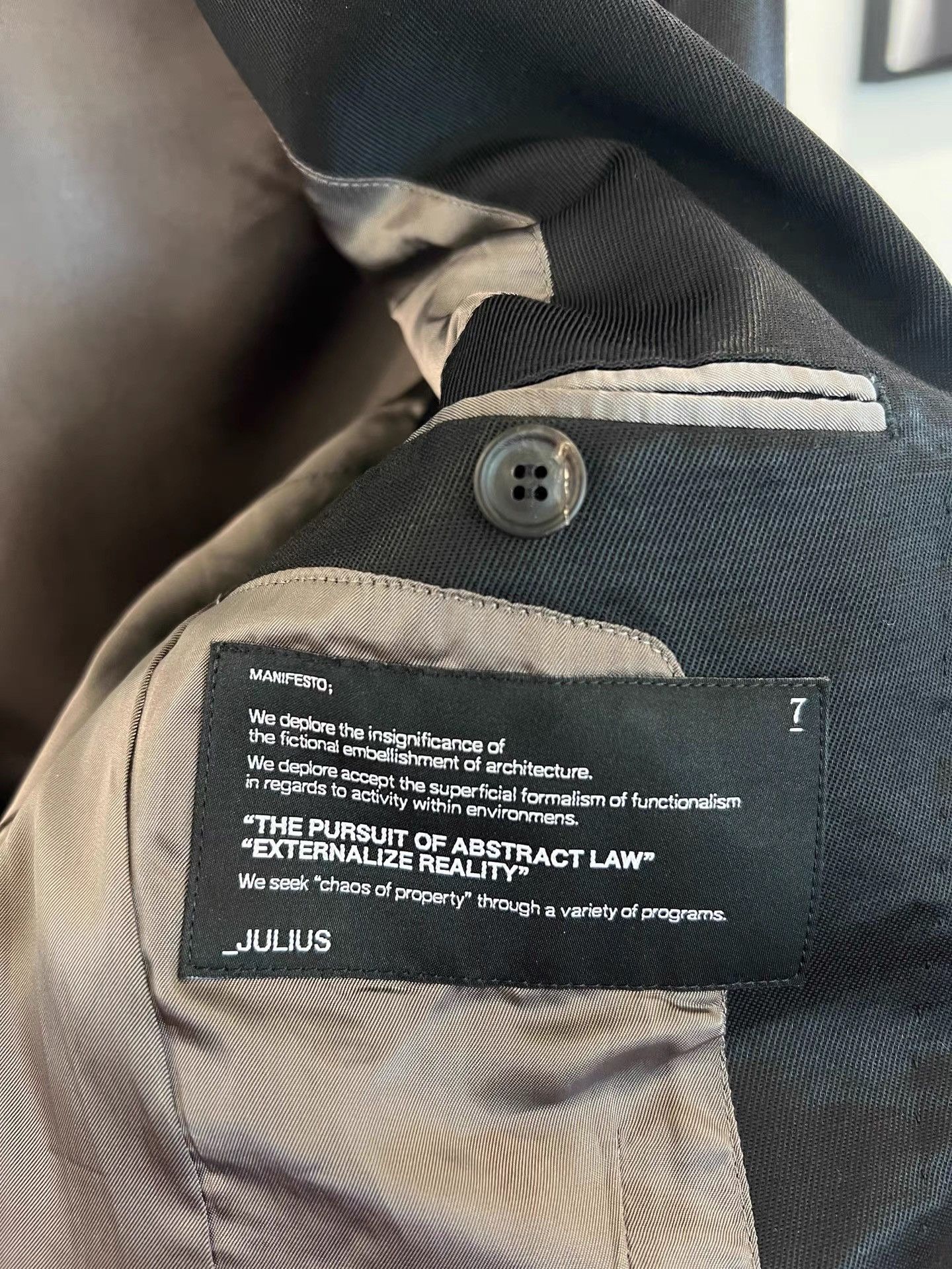 Julius Julius_7 Horikawa Taro Satin Slim Blazer K35 Size US S / EU 44-46 / 1 - 9 Thumbnail