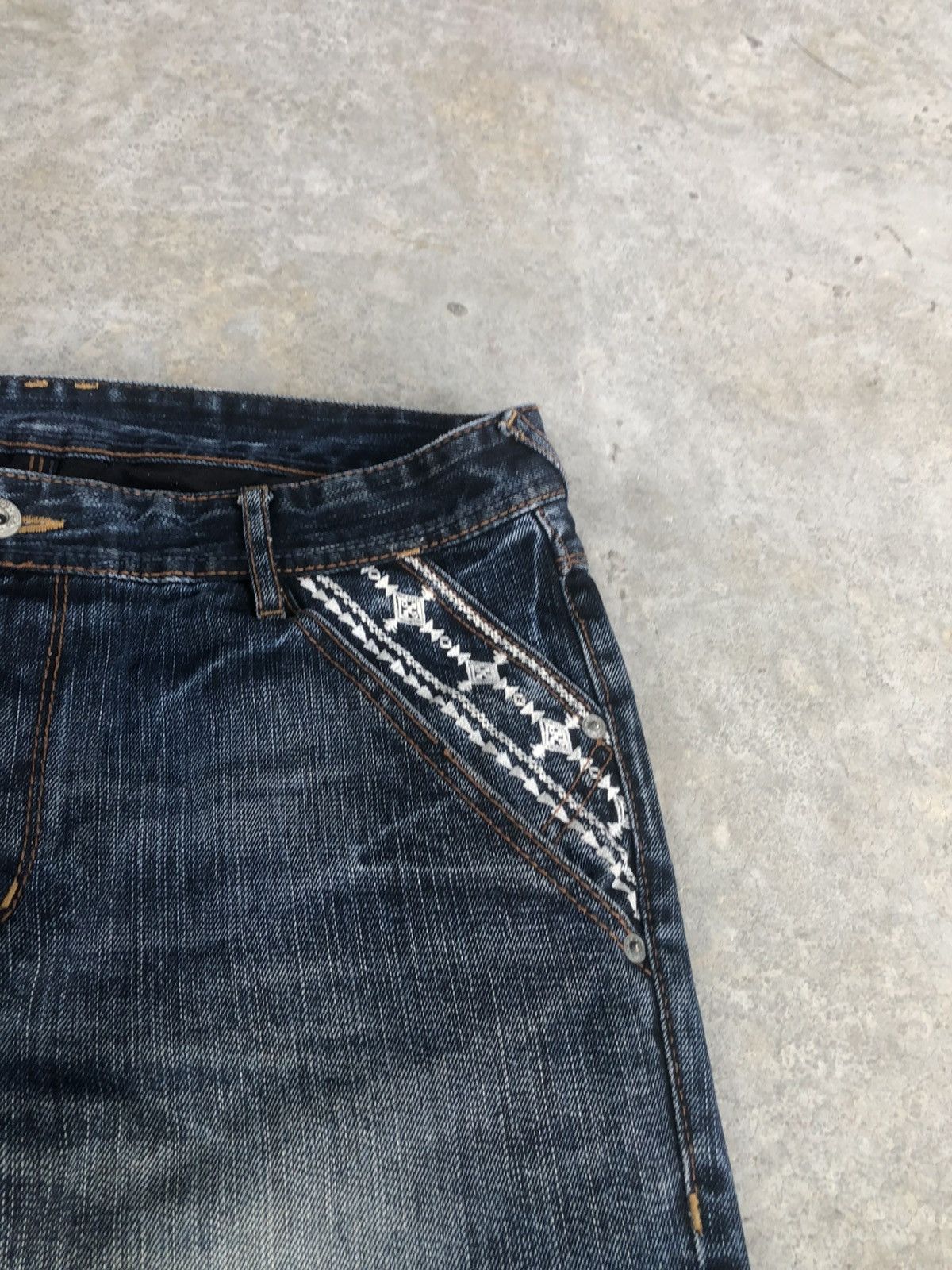 If Six Was Nine Hideway Nicole Flared Jeans Navajo Style Size US 32 / EU 48 - 16 Thumbnail