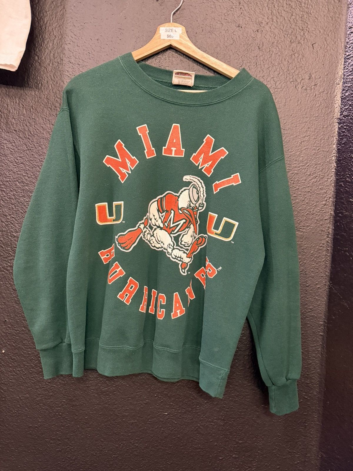 Nutmeg Vintage Miami Hurricanes college Crewneck Size US L / EU 52-54 / 3 - 1 Thumbnail