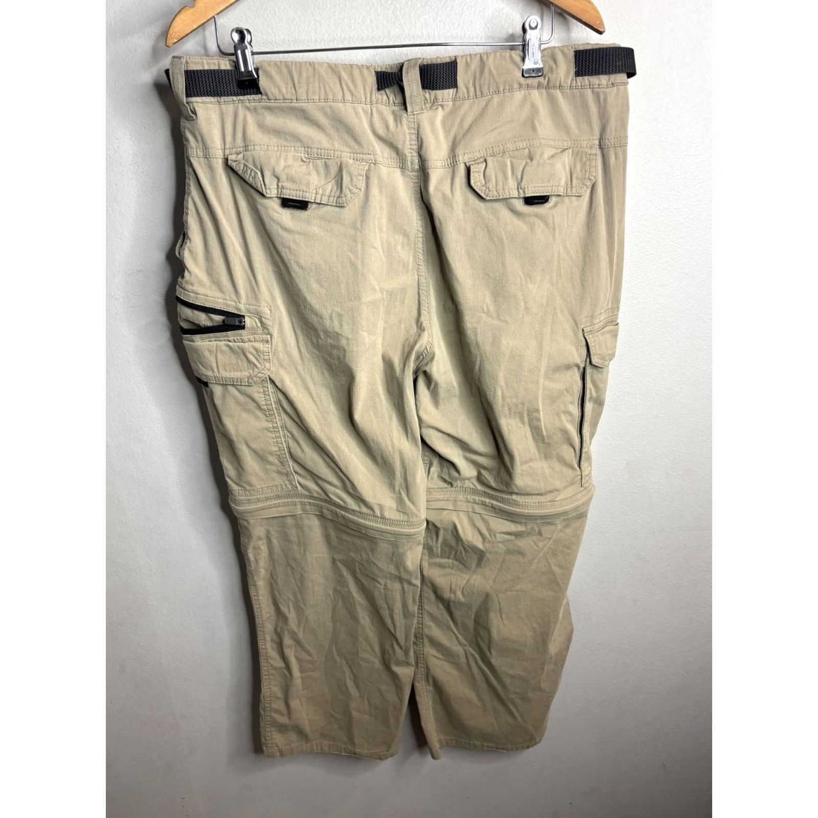 Vintage BC Clothing Cargo Pants Mens 38x30 Beige Zip Off Convertible Hiking Travel Belted Outdoor Size US 36 / EU 52 - 5 Thumbnail