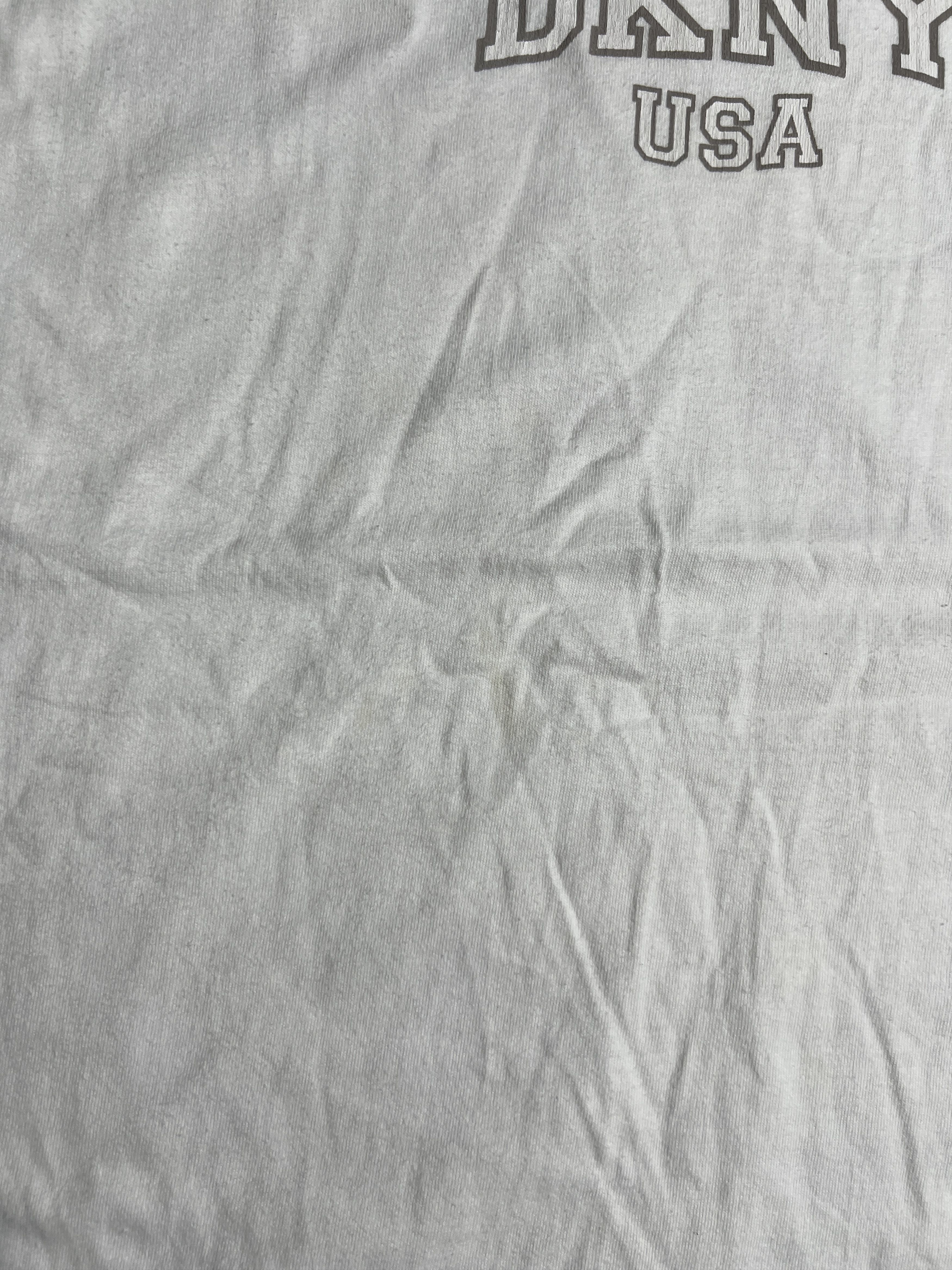 DKNY × Vintage Vintage DKNY USA Classic Spell Out Logo Tee GTME472 Size US L / EU 52-54 / 3 - 6 Thumbnail