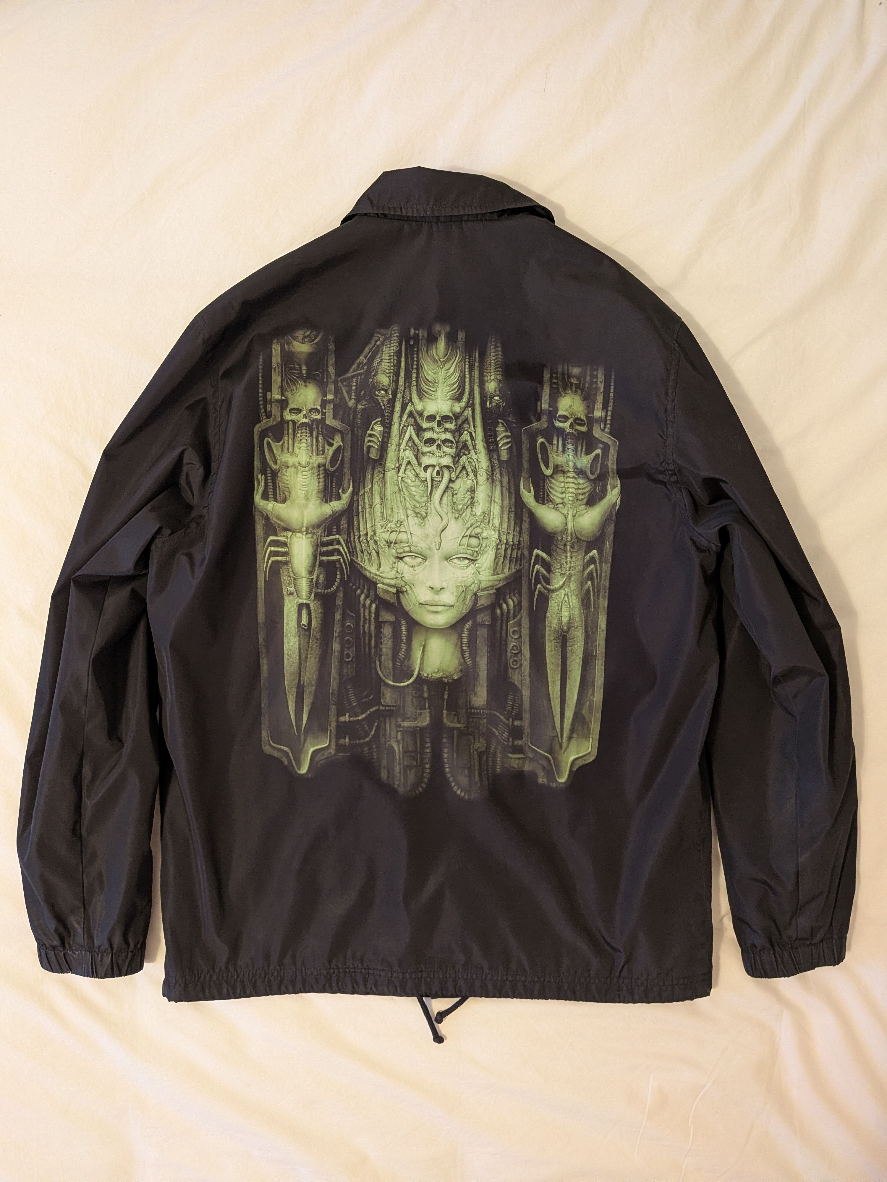 Supreme Supreme HR Giger coaches jacket Size US M / EU 48-50 / 2 - 1 Thumbnail