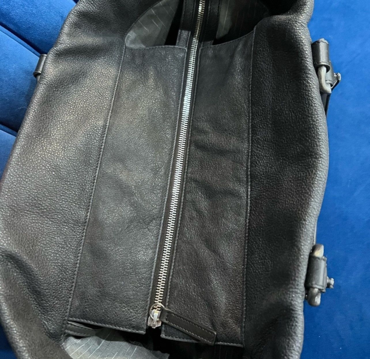 Chanel Chanel Black Leather Tote Size ONE SIZE - 8 Thumbnail