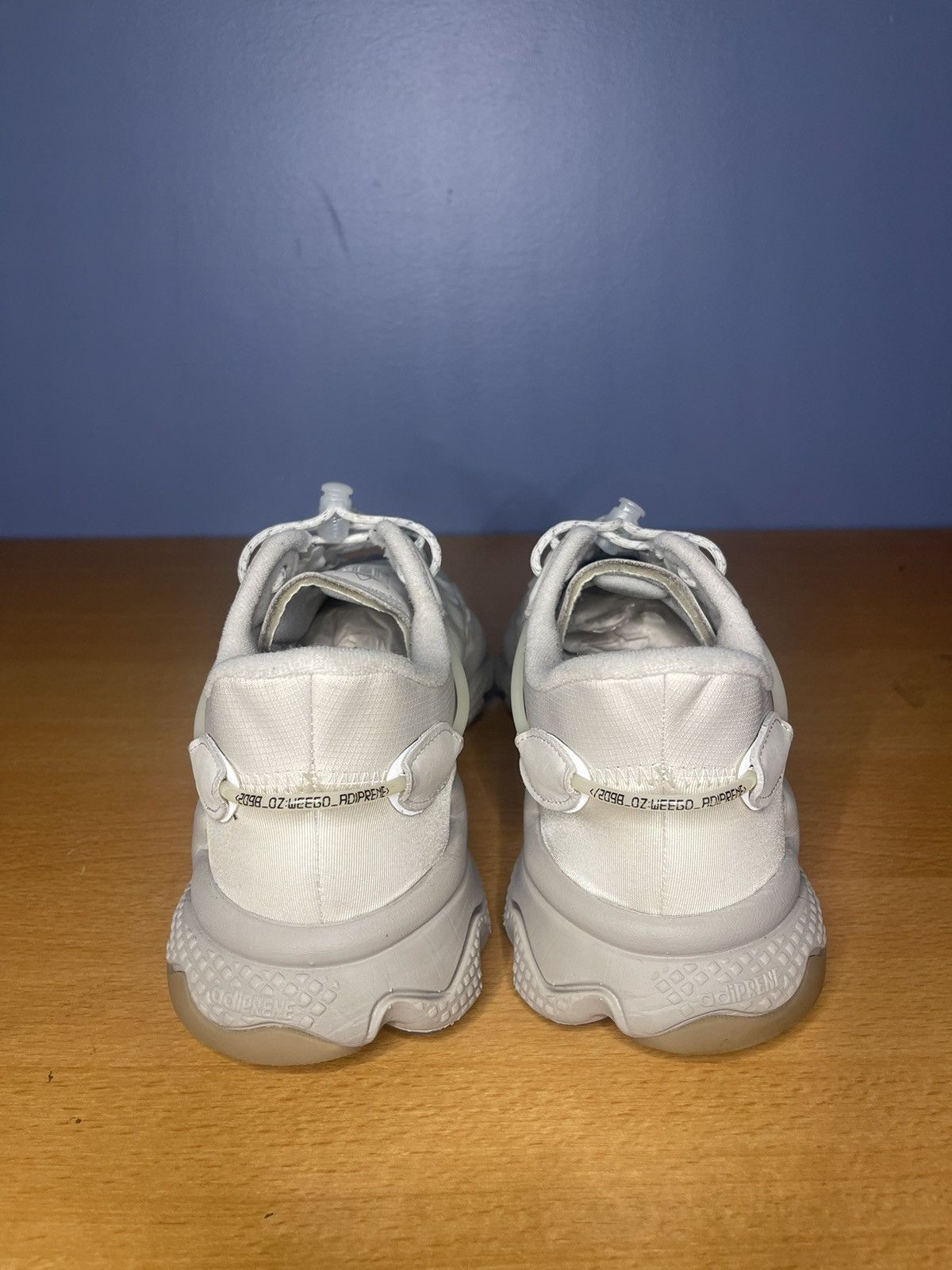 Adidas Adidas Ozweego Size US 11 / EU 44 - 5 Thumbnail