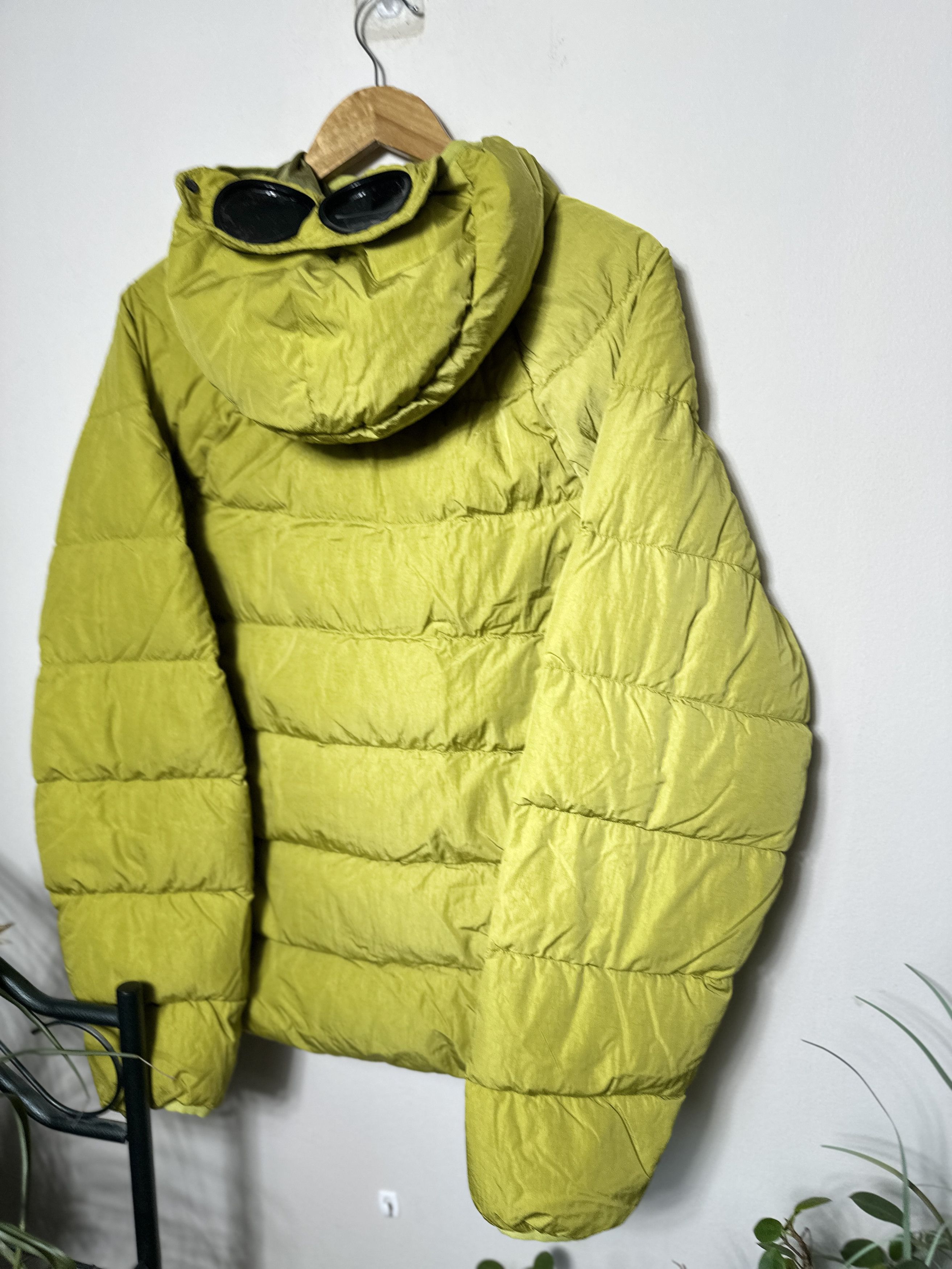 C.P. Company C p company eco chrome r puffer jacket size m Size US M / EU 48-50 / 2 - 9 Thumbnail