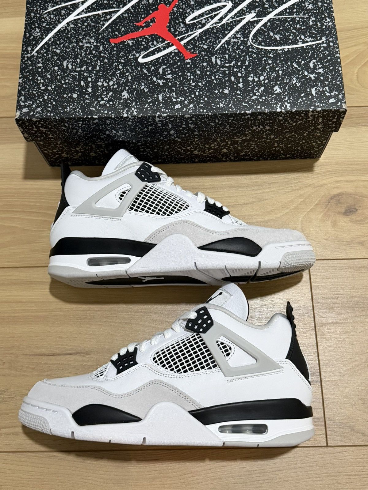 Jordan Brand Air Jordan 4 Military Black Size US 9 / EU 42 - 1 Thumbnail