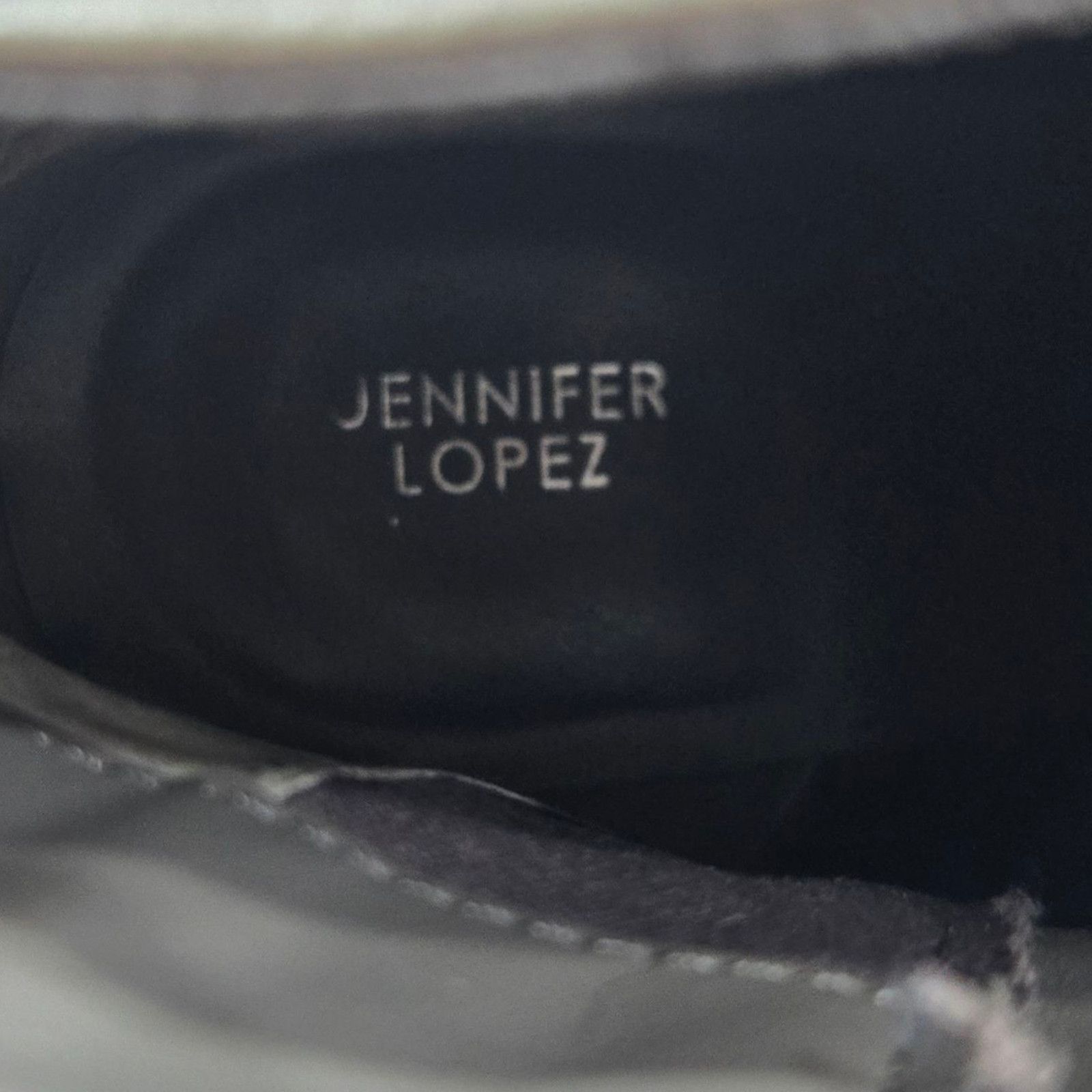 Jennifer Lopez Taupe Studded Chain Block Heel Ankle Boots 7.5 Size US 7.5 / IT 37.5 - 6 Thumbnail