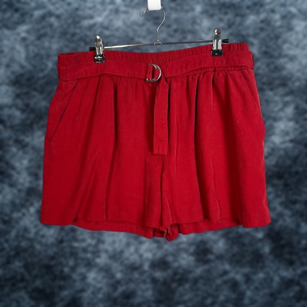 Zara VINTAGE Zara Woman Bermuda Shorts Adult Womens Large Red High-Waist with Belt 32 in Waist Lyocell Pleated 2.5 in Inseam Womens Size 36" / US 14 / IT 50 - 1 Thumbnail