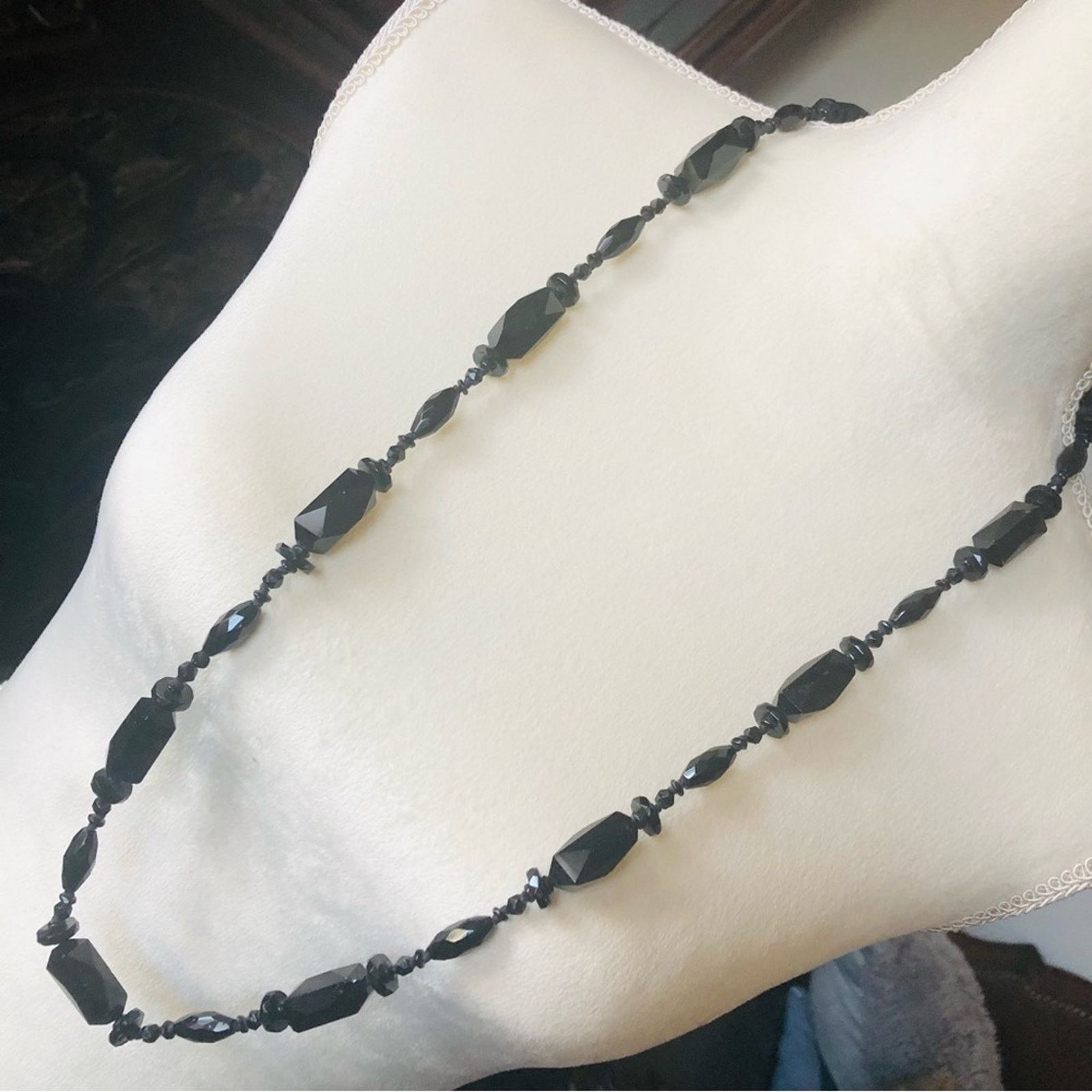 Vintage Vintage 80s faceted black heavy glass stone necklace Size ONE SIZE - 1 Thumbnail