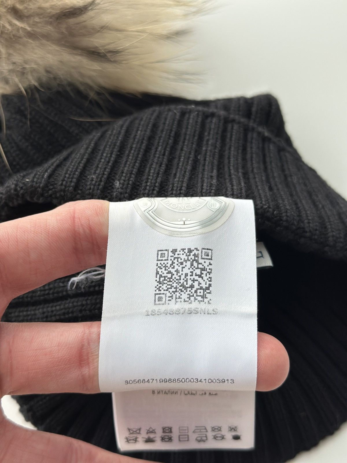 Moncler Moncler Women's Wool Hat Real Fur Size ONE SIZE - 7 Thumbnail