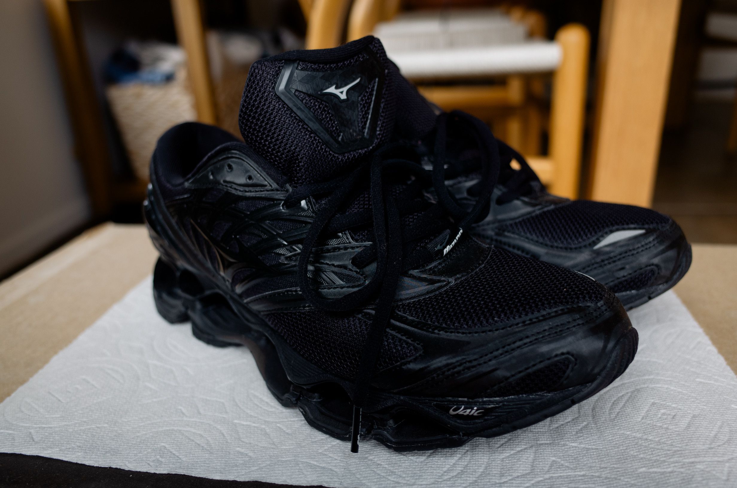 Mizuno Wave Prophecy LS Size US 10.5 / EU 43-44 - 2 Thumbnail