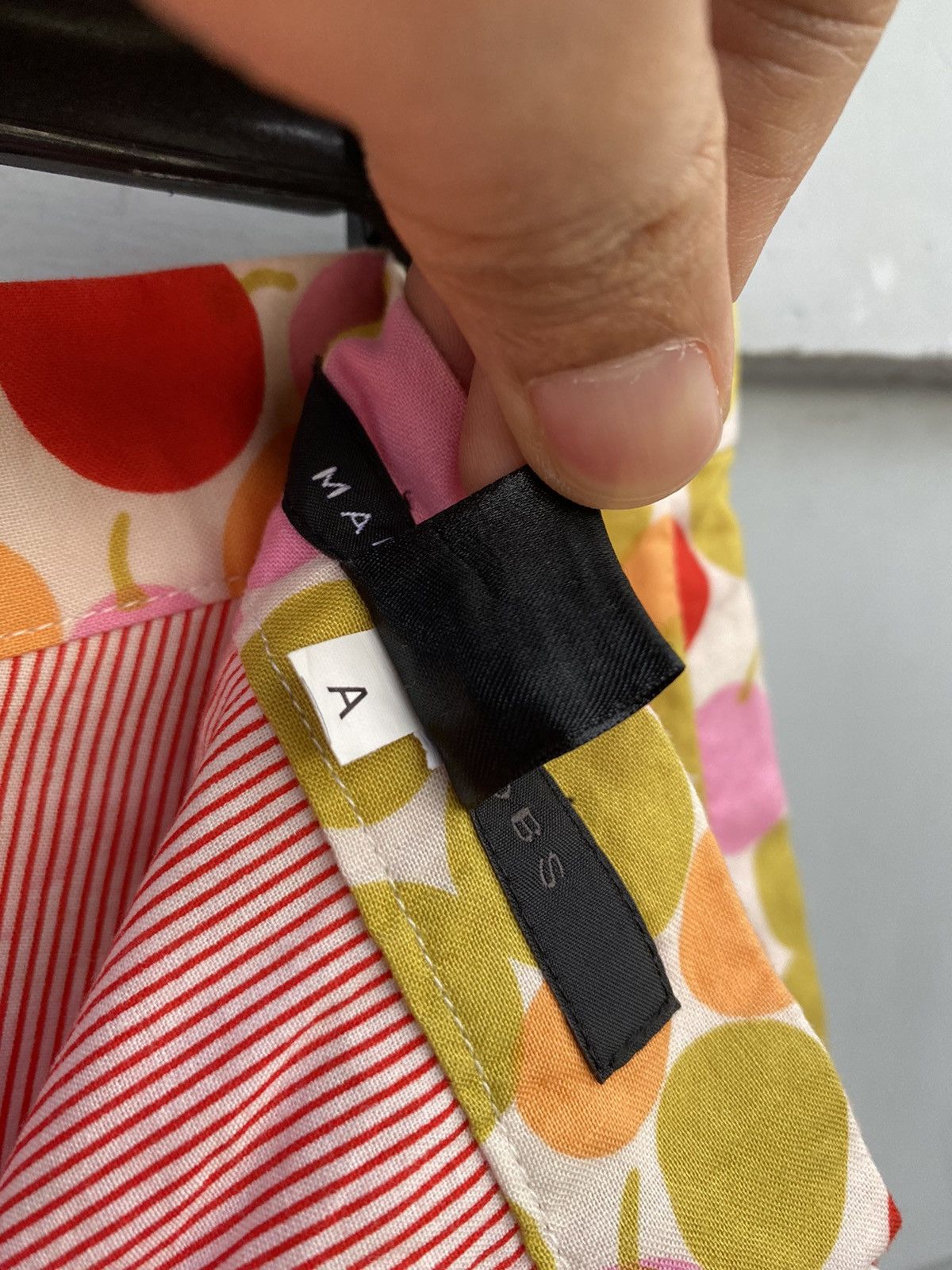 Marc Jacobs A Line Polka Cherry Summer Vibes by Marc Jacobs Size 27" / US 4 / IT 40 - 17 Thumbnail