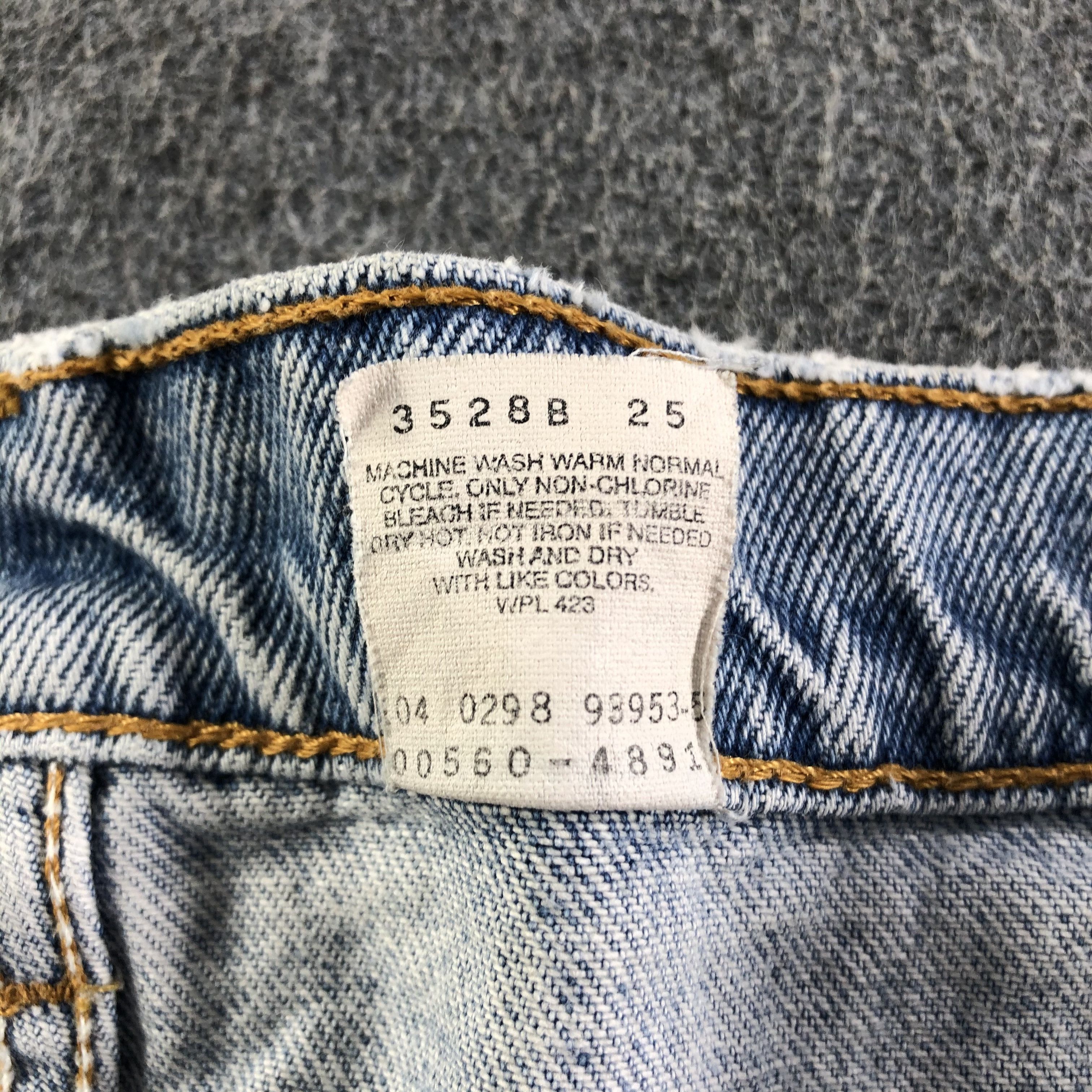 Levi's 90s Vintage Light Wash Levis 560 Jeans-J3241 Size US 34 / EU 50 - 12 Thumbnail
