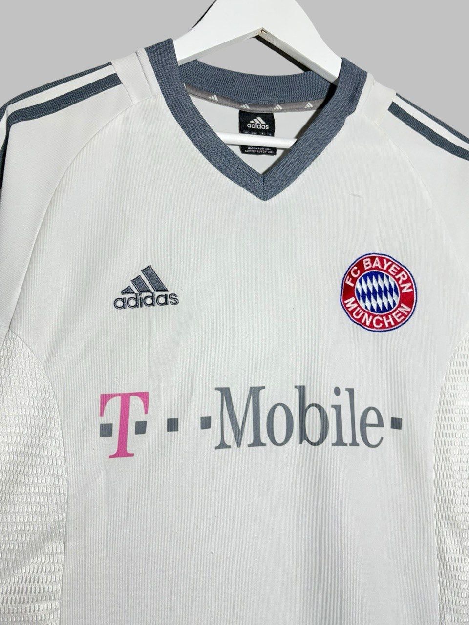Adidas Vintage Adidas Bayern Munchen 2002-2004 Away Football Shirt Size US M / EU 48-50 / 2 - 3 Thumbnail