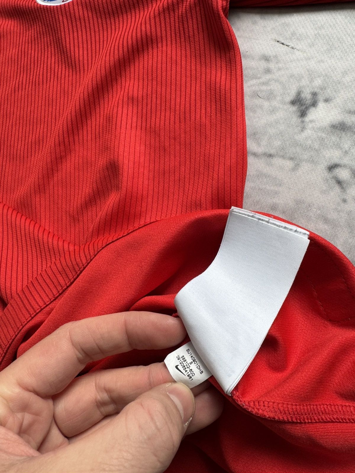Nike × Vintage Nike England red jersey tee Size US S / EU 44-46 / 1 - 7 Thumbnail