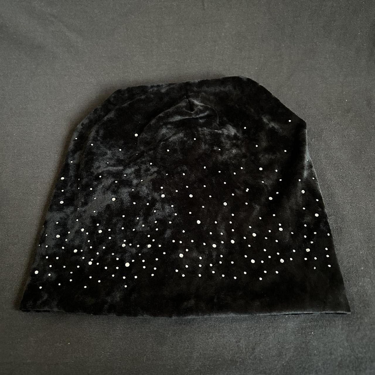 Vintage Y2K 2000s Style Super Soft Rhinestone Beanie Size ONE SIZE - 1 Thumbnail