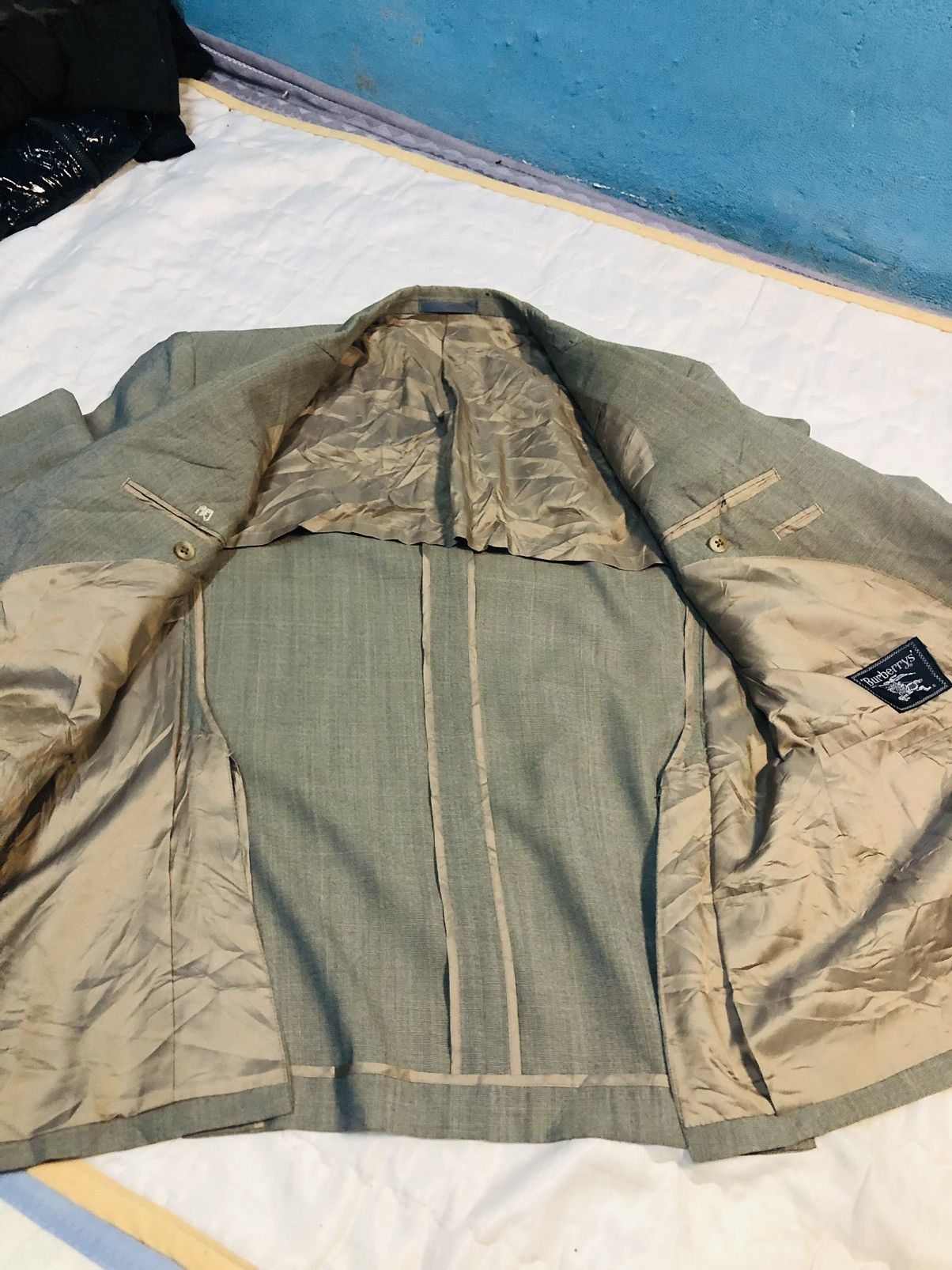 Burberry Burberrys Heavy Coat (2) Size US L / EU 52-54 / 3 - 3 Thumbnail