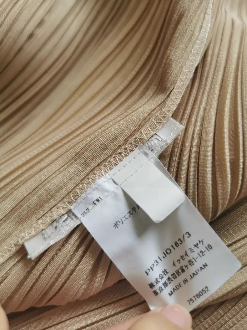 Issey Miyake Issey Miyake size:3 Moonlight gold cardigan jacket Size XS / US 0-2 / IT 36-38 - 4 Thumbnail