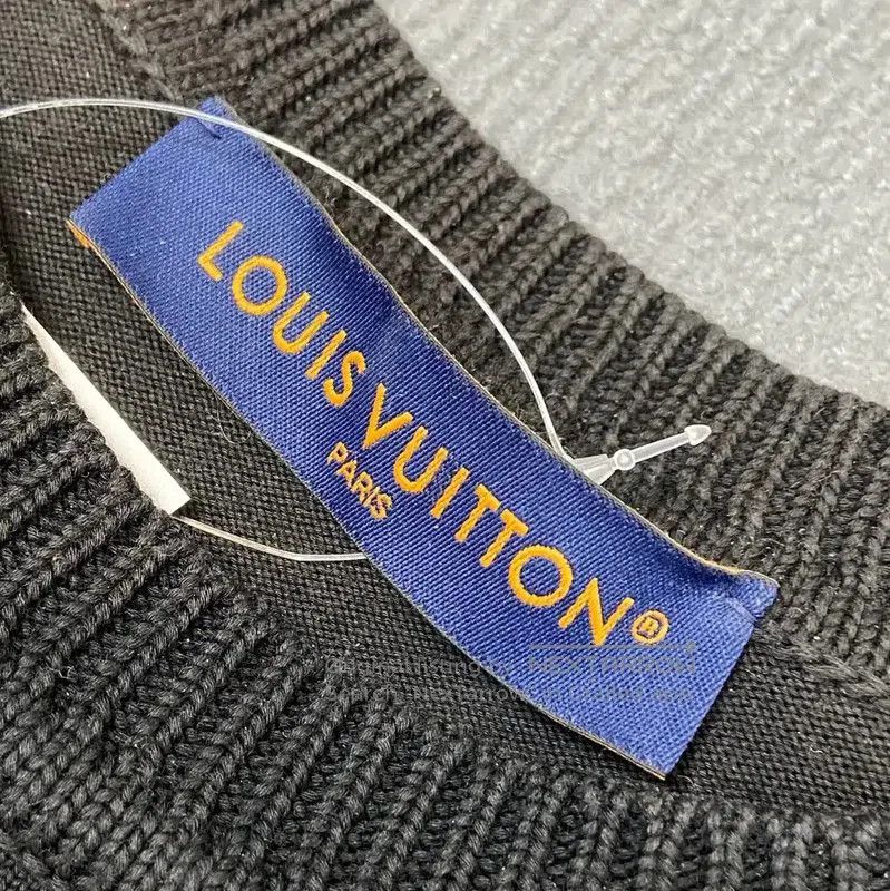Louis Vuitton Louis Vuitton Black Cotton Women's Knit Top . Size XS / US 0-2 / IT 36-38 - 4 Thumbnail