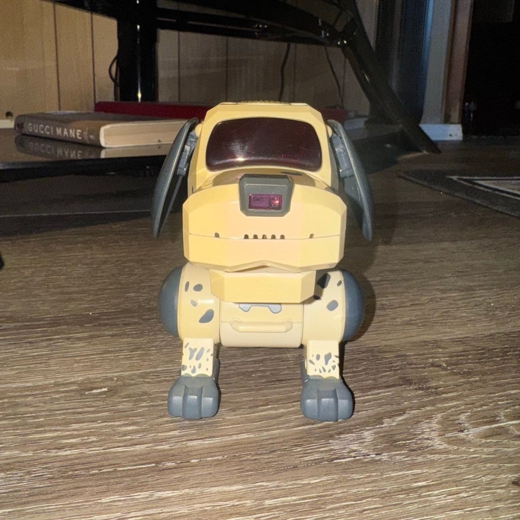 Disney Y2K 2000 Sega Tiger Electronics 102 Dalmatians Robot Dog Size ONE SIZE - 2 Thumbnail