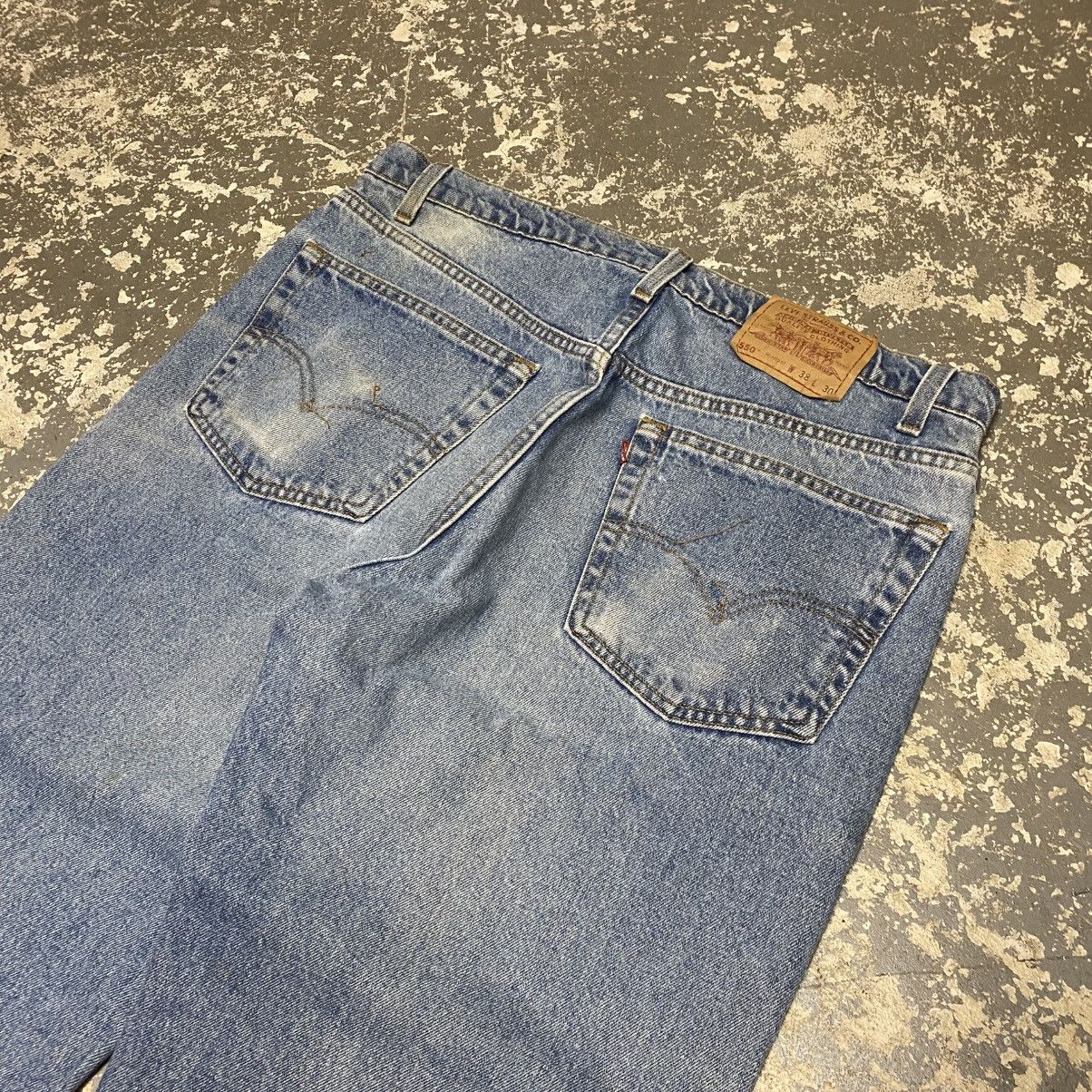 Levi's × Vintage Vintage Levi’s 550 Relaxed Fit Blue Denim Jeans USA 90s Size US 36 / EU 52 - 10 Thumbnail