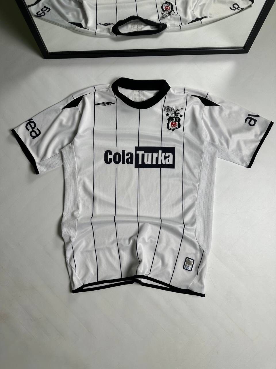 Umbro Umbro FC Besiktas 2008/09 Vintage Soccer Jersey Size US L / EU 52-54 / 3 - 1 Thumbnail