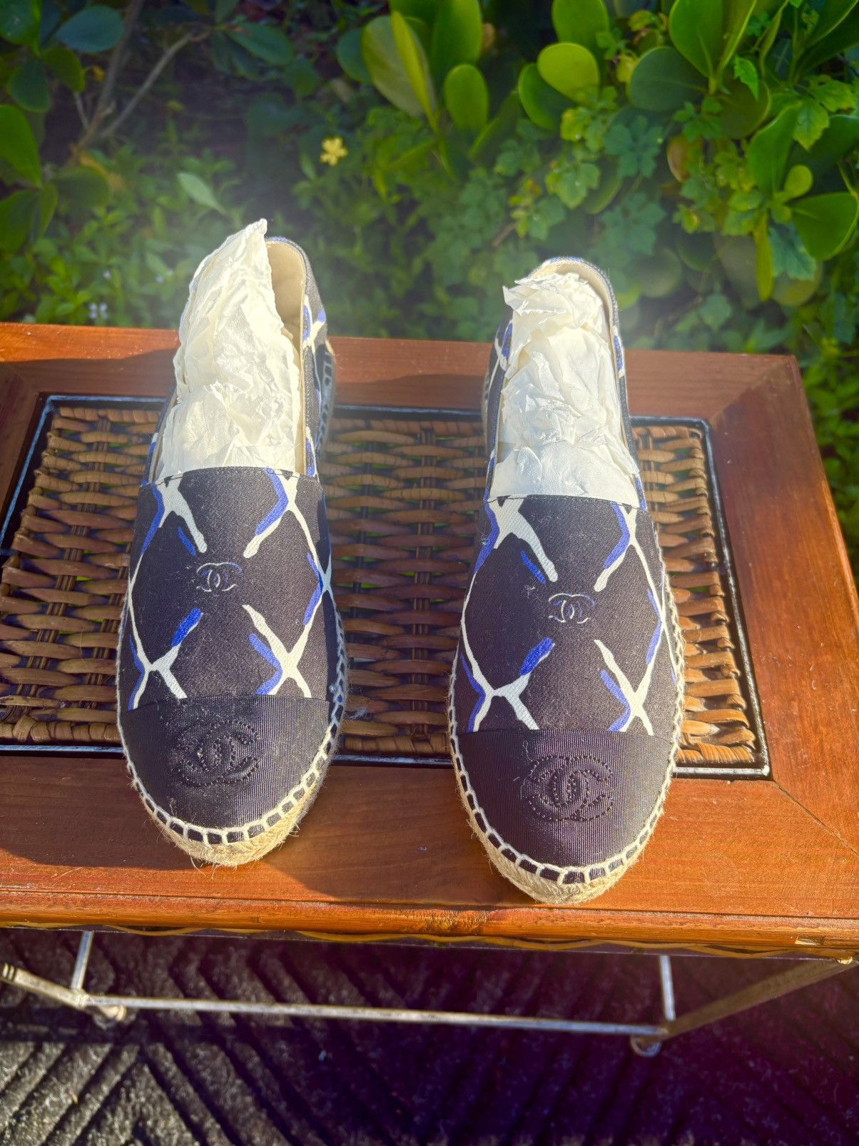 Chanel Chanel cc logo cap toe canvas shoe Size US 7 / IT 37 - 1 Thumbnail