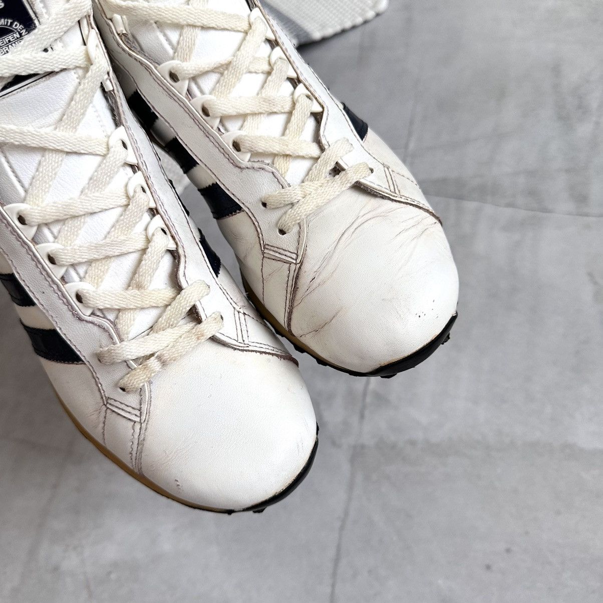 Adidas Vintage 80s Adidas Jogging High 2 Sneakers Boots Slovenia Size US 7 / EU 40 - 9 Thumbnail