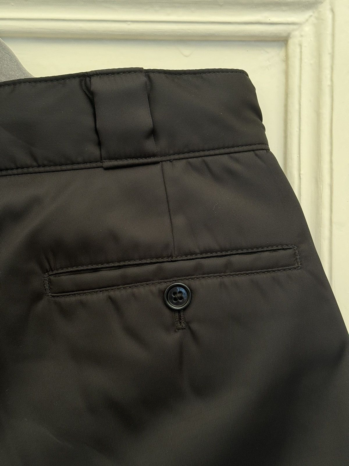 Prada PRADA re-nylon black padded SHORTS FW18 Size US 30 / EU 46 - 6 Thumbnail