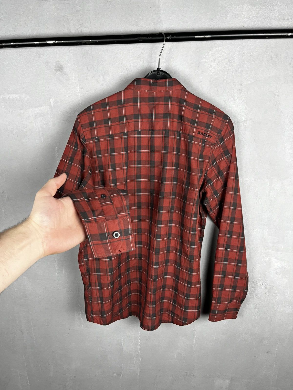 Oakley Oakley streetwear shirt vintage Size US S / EU 44-46 / 1 - 10 Thumbnail