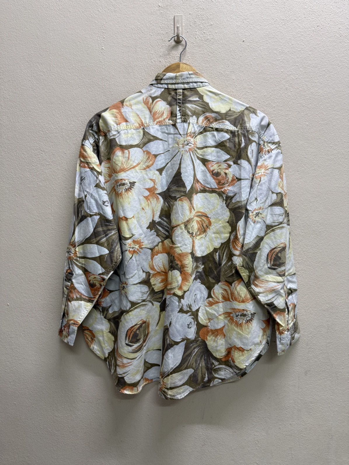 Hai Sporting Gear Vintage Issey Miyake Hai Sporting Gear Floral ButtonUp Shirt Size US M / EU 48-50 / 2 - 20 Thumbnail