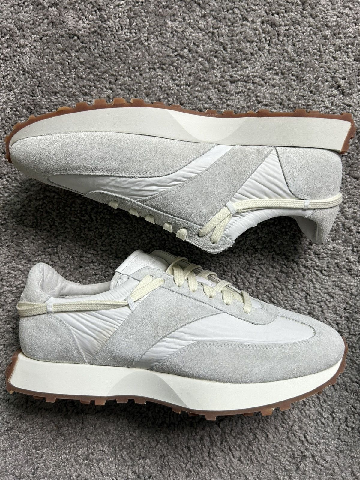 Rhude Size 9 - Rhude Rhunner White And Gray Sneakers Made In Italy Size US 9 / EU 42 - 2 Thumbnail