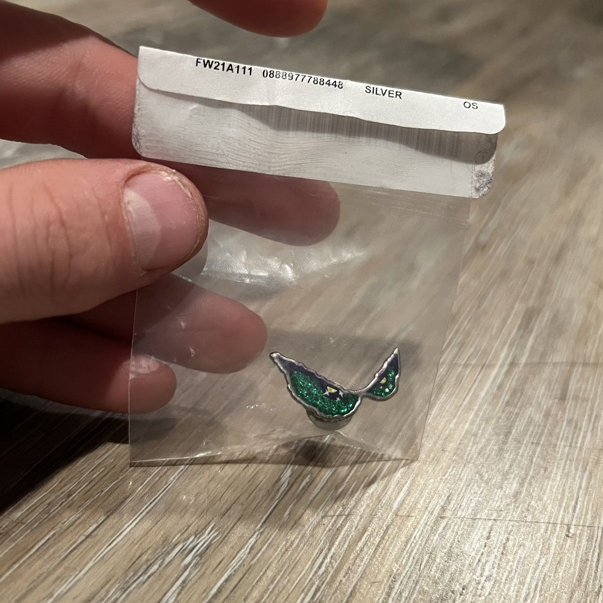 Supreme Supreme Eyes Pin Size ONE SIZE - 8 Thumbnail