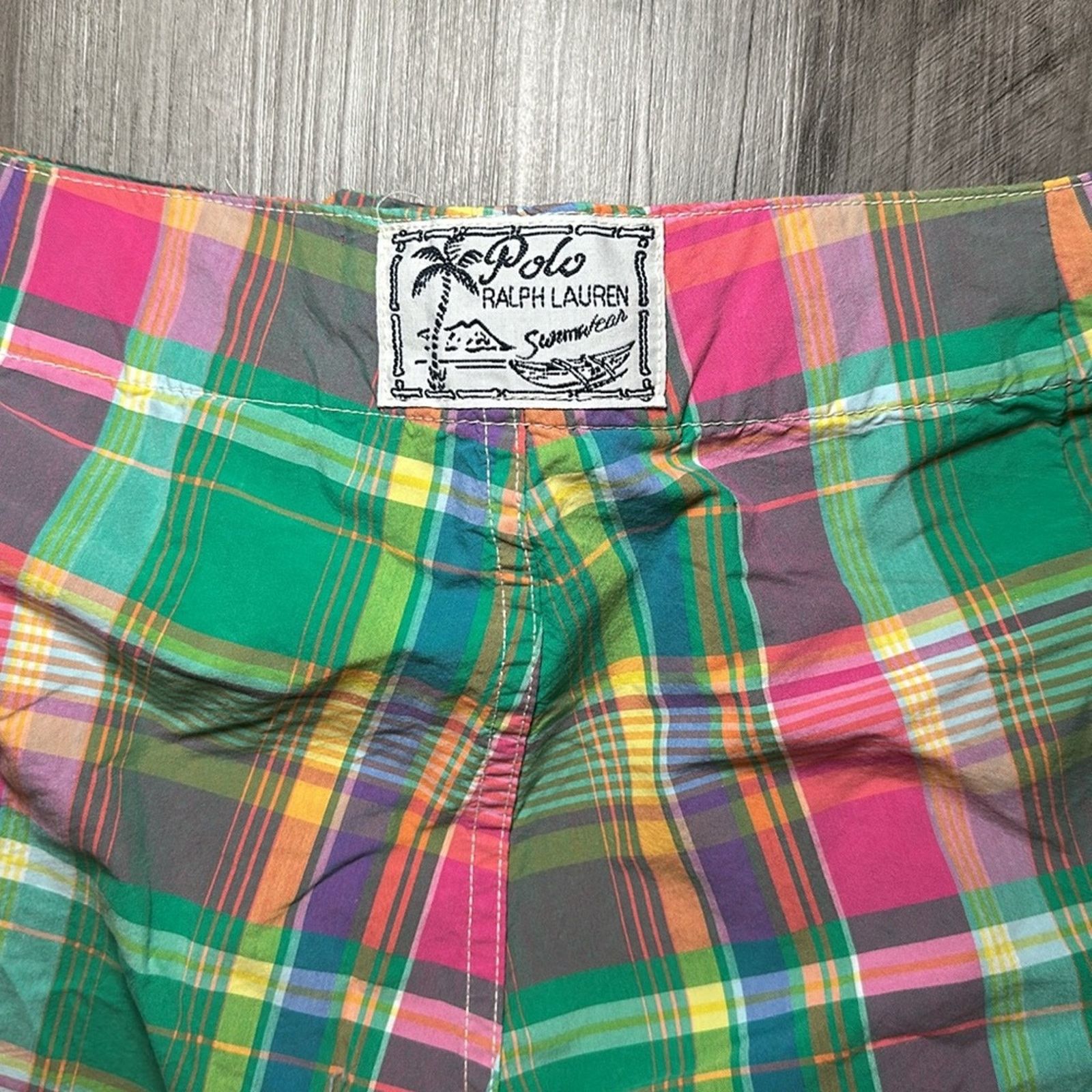 Polo Ralph Lauren Polo Ralph Lauren Plaid Board Shorts - 30 Size US 30 / EU 46 - 3 Thumbnail