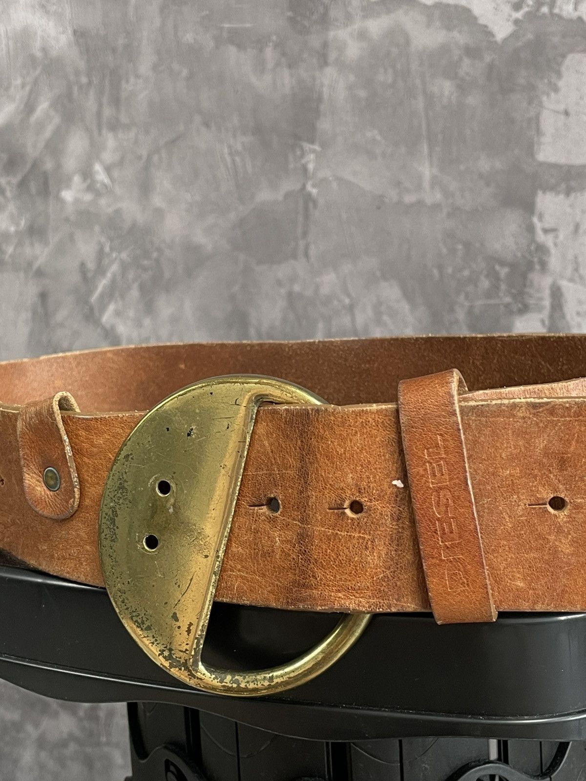 20471120 × Diesel × Japanese Brand Vintage Y2K Diesel Grunge Metal Buckle Leather Belt Size ONE SIZE - 4 Thumbnail