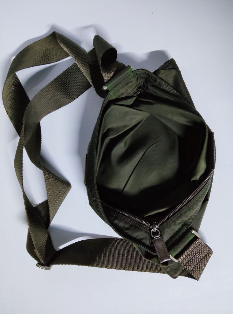 Prada Authentic Prada Bag Nylon Crossbody Size ONE SIZE - 5 Thumbnail