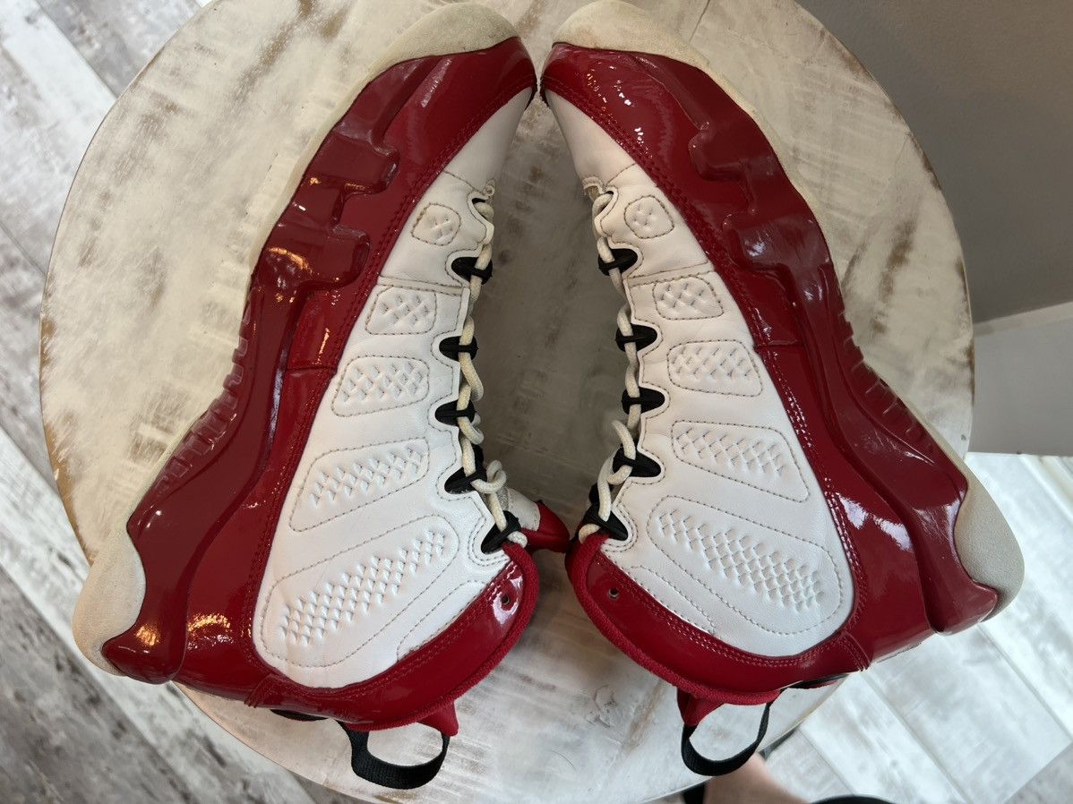 Jordan Brand × Nike Jordan 9 Retro Gym Red Size 6.5y Size US 6.5 / EU 39-40 - 6 Thumbnail