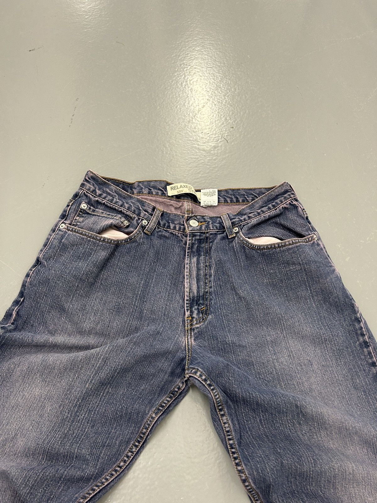 Levi's × Vintage Crazy vintage 90’s Levi’s 559 faded baggy essential jeans Size US 32 / EU 48 - 6 Thumbnail