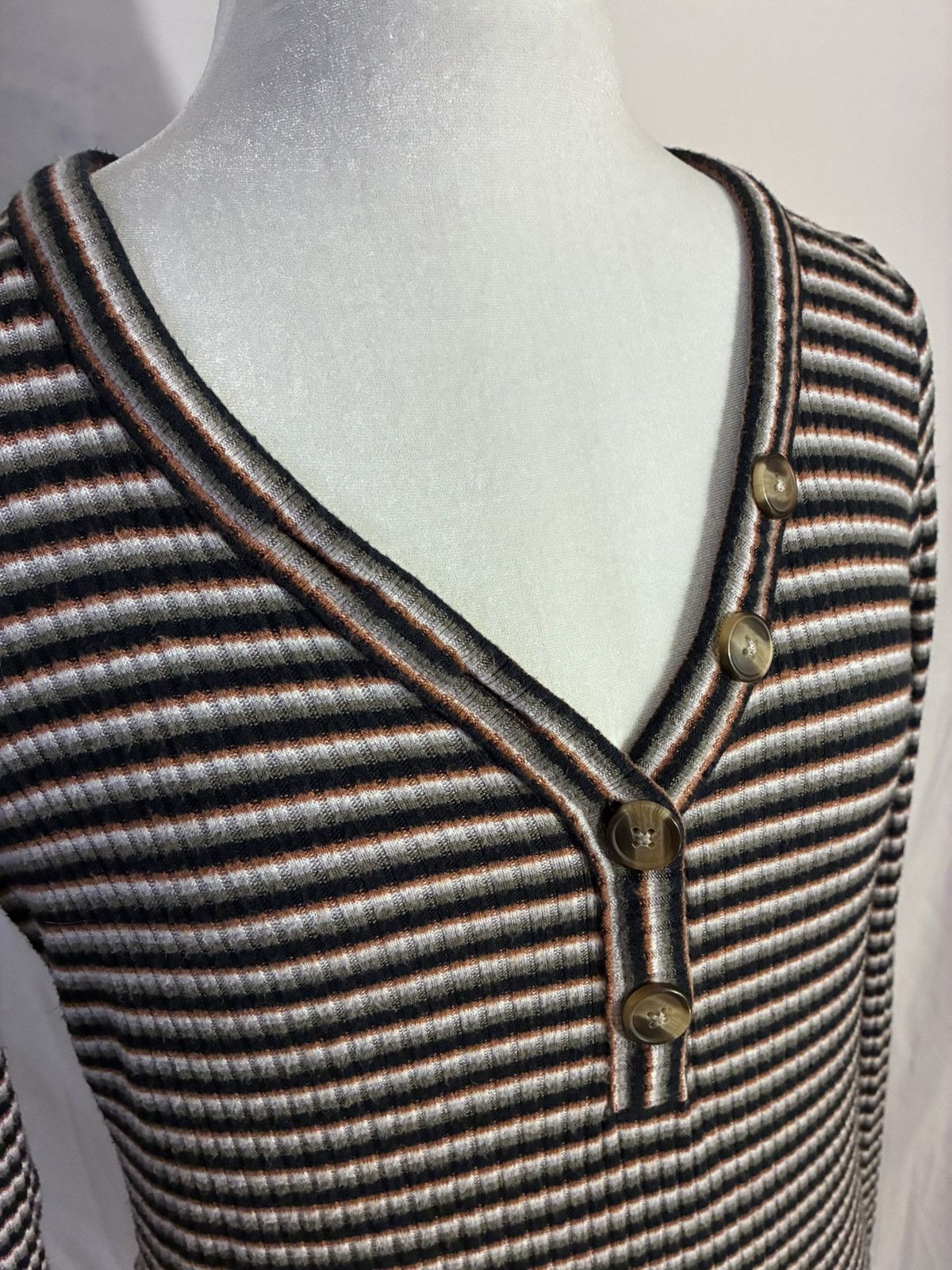American Eagle Outfitters American Eagle Striped Soft Ribbed Fit & Flare Henley Dress Size M / US 6-8 / IT 42-44 - 2 Thumbnail