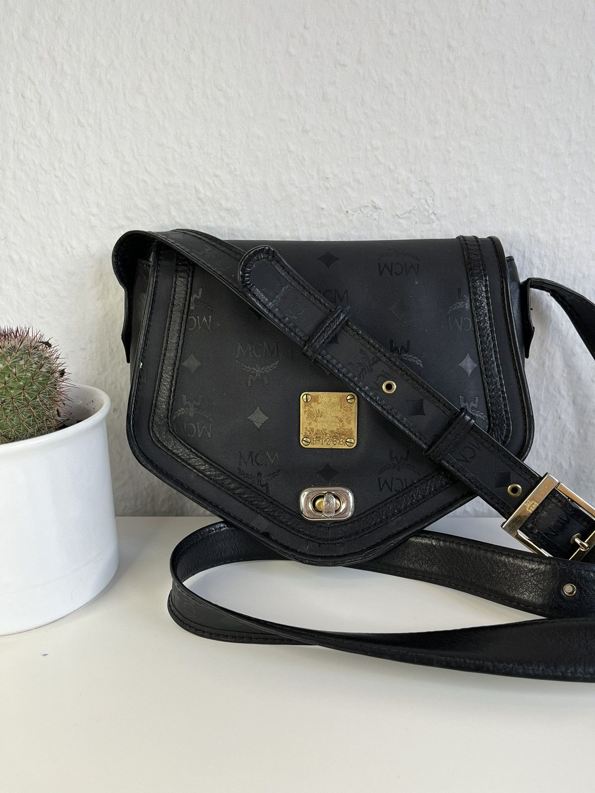 MCM MCM Shoulder Bag Size ONE SIZE - 1 Thumbnail