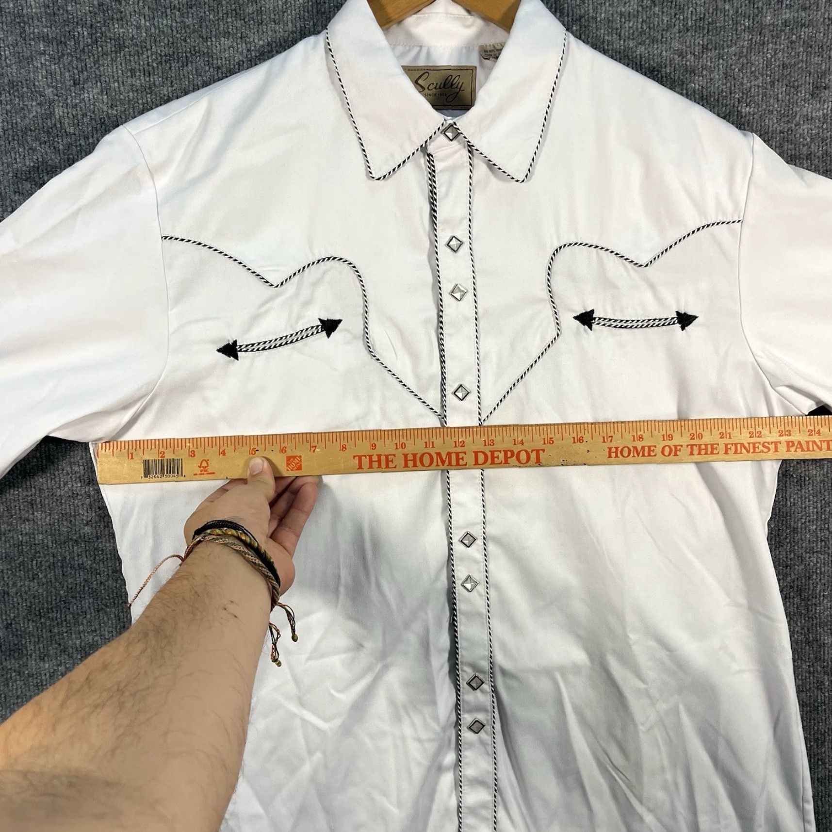 Scully VINTAGE Scully Mens Western Shirt L White Rockabilly Pearl Snap Cuffs Yolk Button-Up Long Sleeve Size US L / EU 52-54 / 3 - 7 Thumbnail