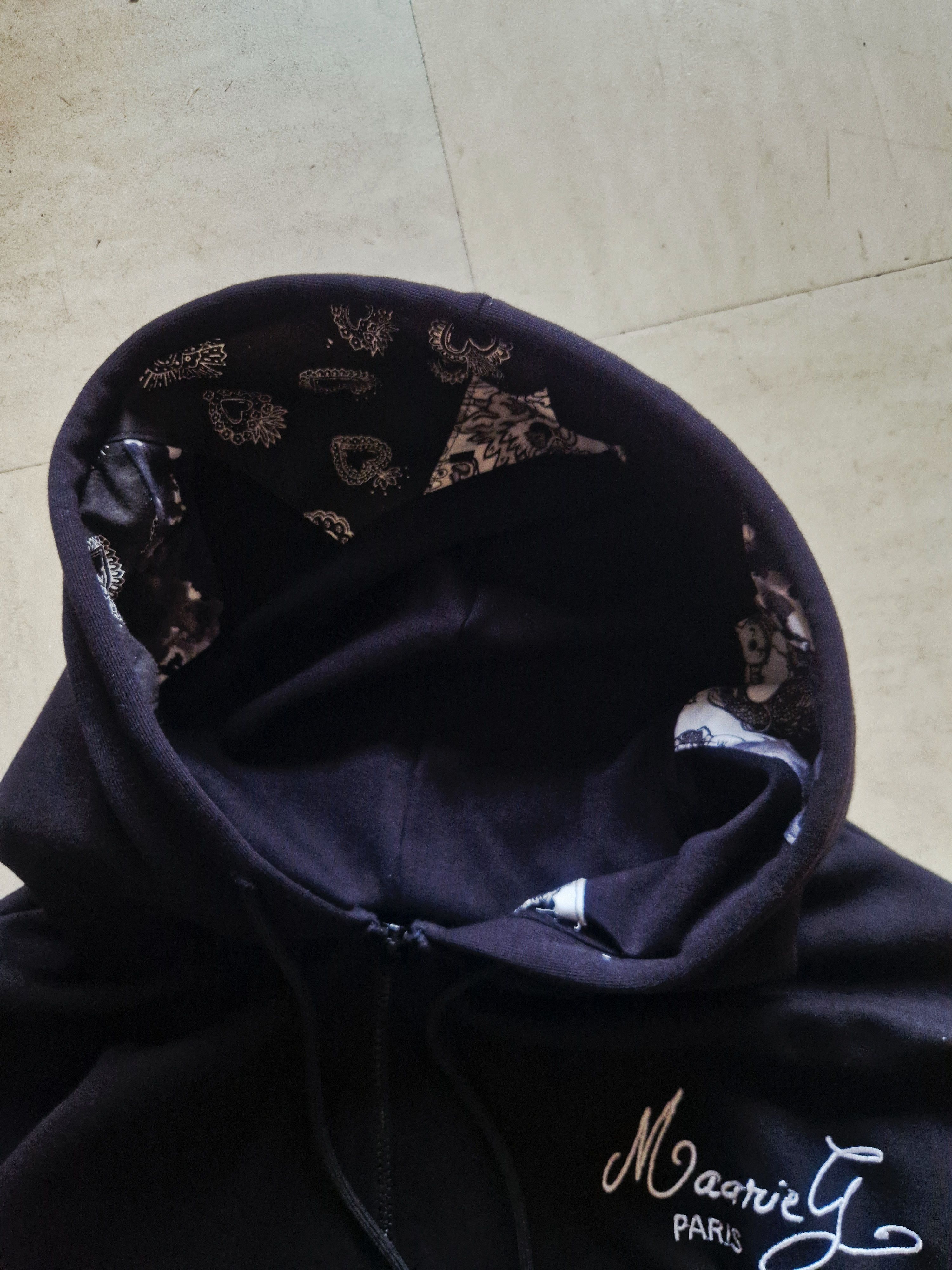 Other sweat "Broken art" Size US L / EU 52-54 / 3 - 2 Thumbnail
