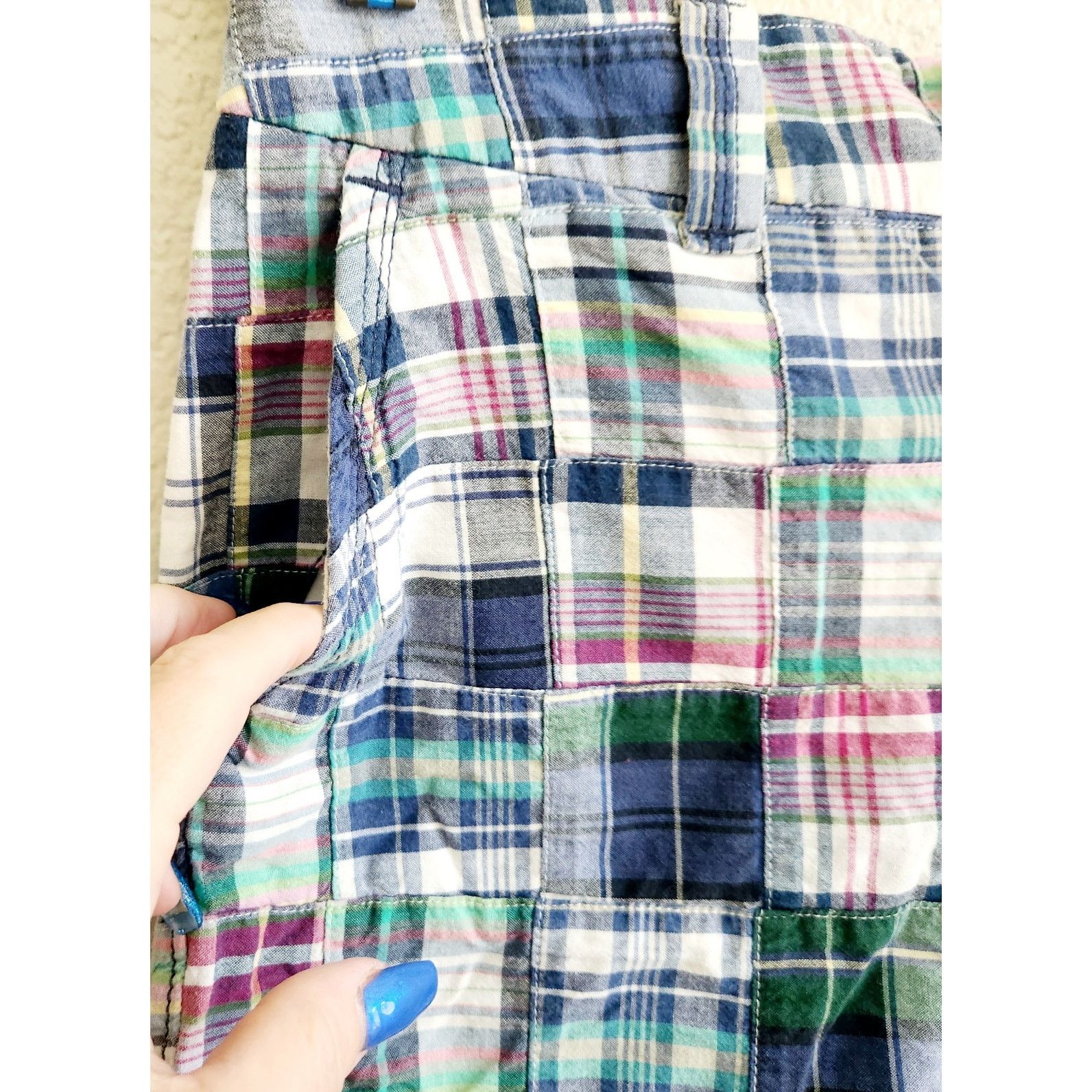 Sonoma Sonoma Blue Multicolor Plaid Shorts 6 Lightweight Flat Front Size 28" / US 6 / IT 42 - 2 Thumbnail