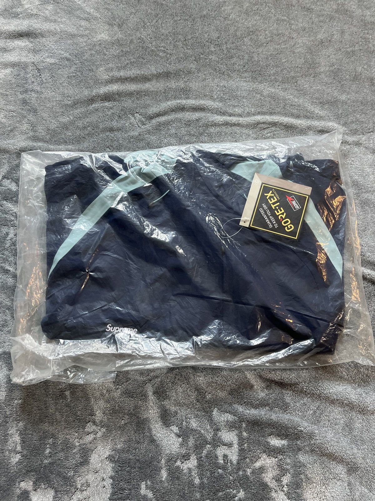 image of Goretex x Supreme Gore-Tex Backpack Jacket in Navy, Men's (Size XL)